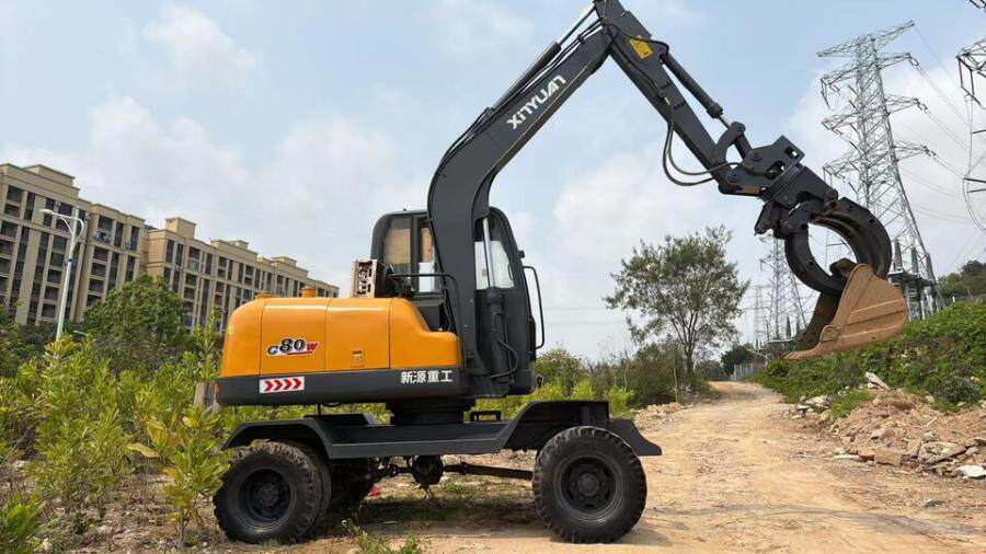 4月15日泉州75轮式挖掘机一台｛带夹子带挖斗｝网络拍卖公告