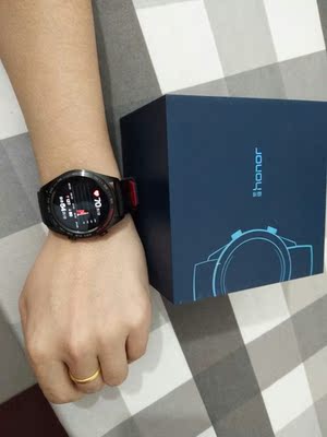 热点评论荣耀荣耀手表Talos智能手表怎么样，口碑揭秘爆料真相