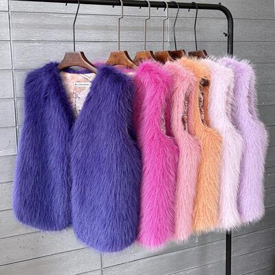 Environmentally friendly vest, synthetic fur, fox fur,
