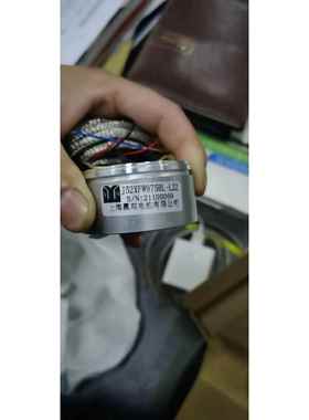 全新现货J52XFW975BL-L22编码器J52XFW975BL-L27-L29-L28-L12-L14