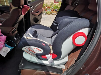 猫头鹰安全座椅怎么样，不吹不坑点评优缺点