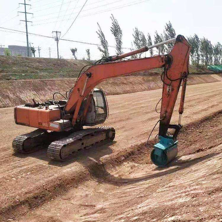 1厂家直供滚筒夯实机 夯实挖机压实机 立式打夯机管道建设震动夯