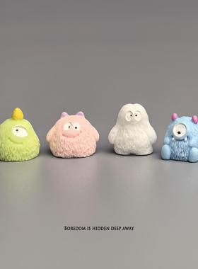 无聊了，找几只小毛怪玩玩可爱治愈电脑桌面日式工位办公桌小摆件