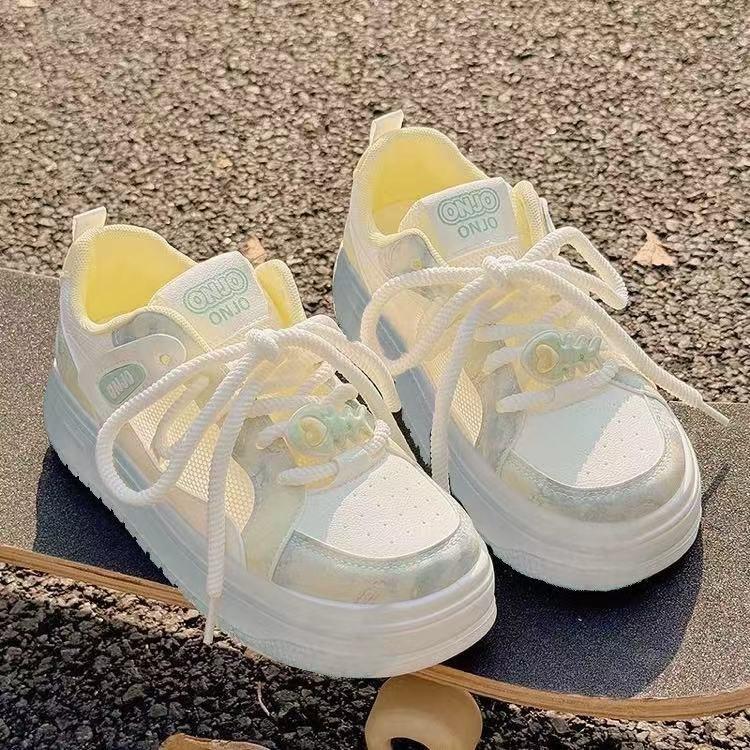 女鞋小白透气百搭小众面包老爹鞋