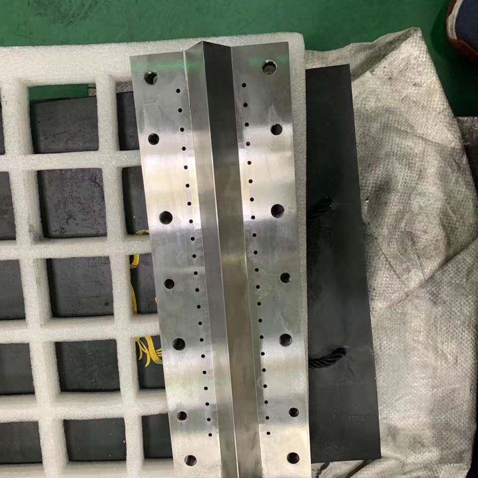 鱼线化纤喷丝熔喷布模具300600型号齐全N95口罩机滚轮配件模具厂