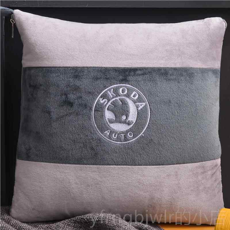 新款汽车抱被枕夏子两用季二合一奔驰车载一午对车内后排睡抱枕车