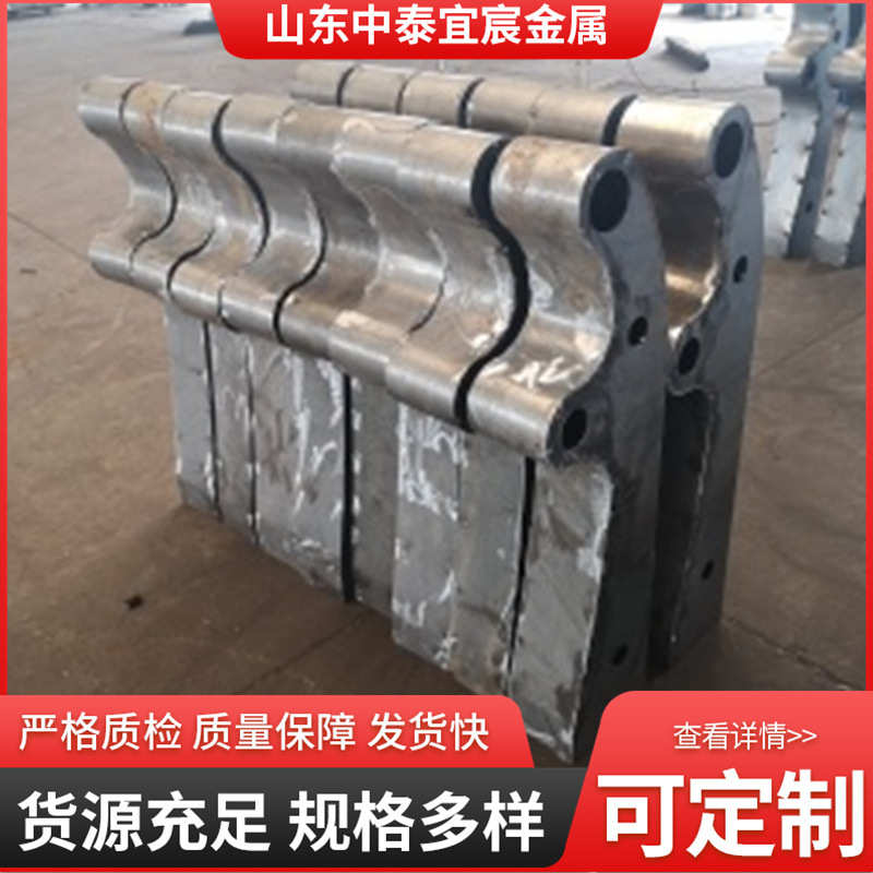 不锈钢复合管护栏铸钢立柱 桥梁防撞护栏隔离墩 景区河道隔离支架