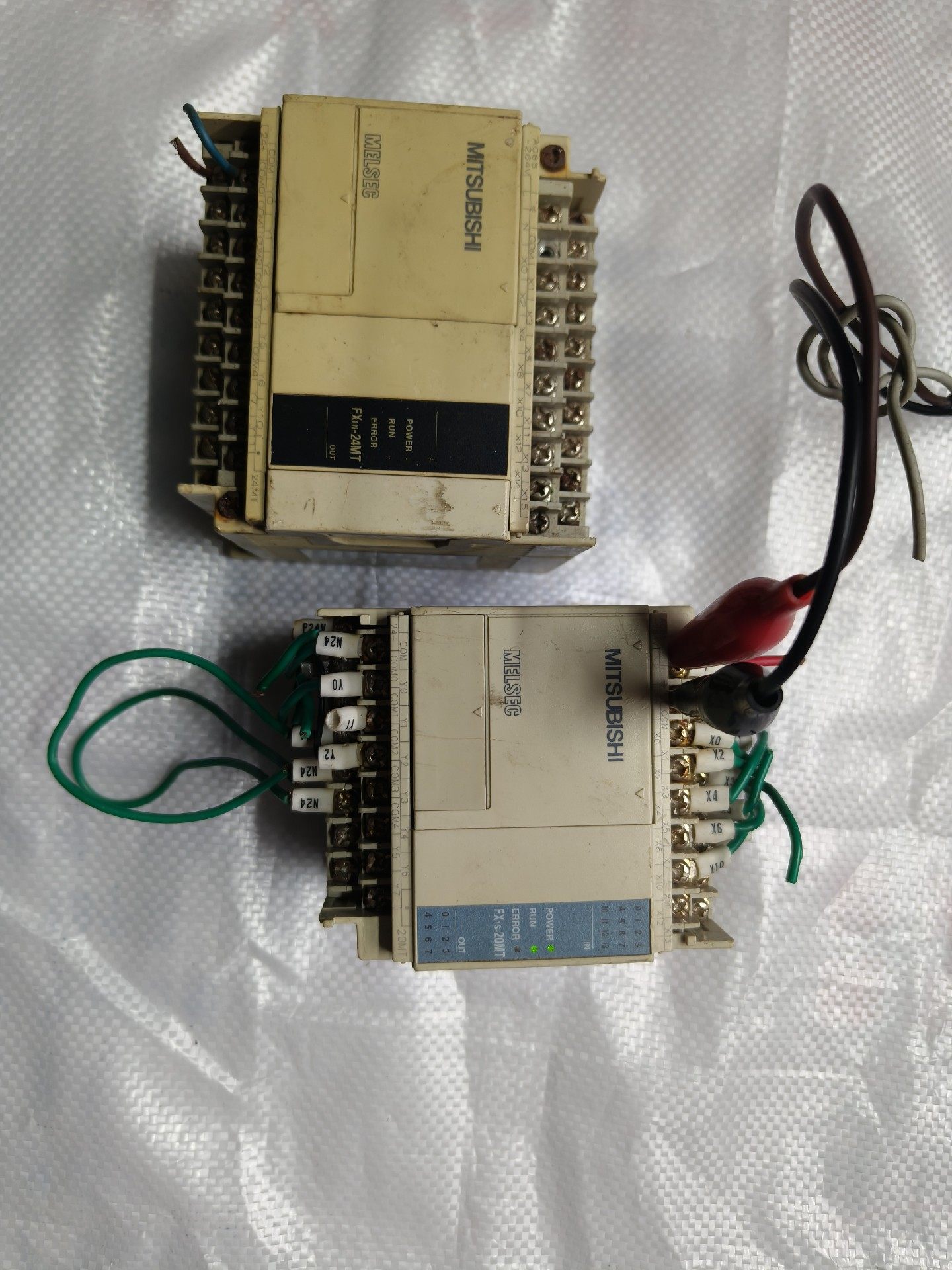 三菱PLC，FX1N一24MT一001，FX1S一20MT一