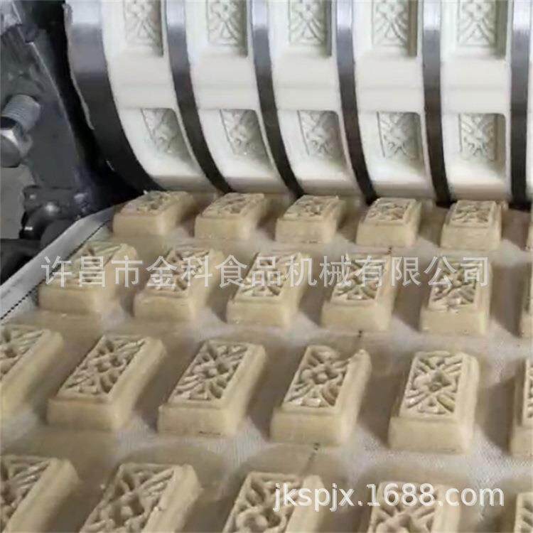 食品机械600型经济实用款桃酥饼干绿豆糕热风炉成型机绿豆糕