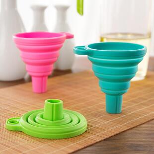 Collapsible and Expandable Food-Grade Silicone Funnel for Oi