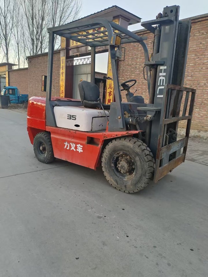 1月11日天津3.5吨叉车升高3米网络拍卖公告