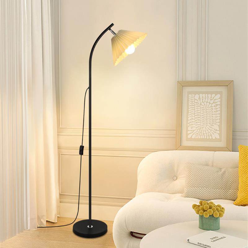 百褶落地灯客厅沙发旁简约北欧书房卧室床头氛围灯奶油风立式台灯