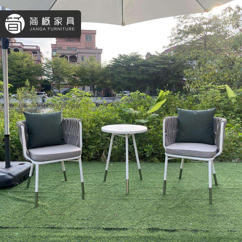 北欧户外家具庭院别墅酒店民宿藤编桌椅防水防晒阳台三件套太阳伞