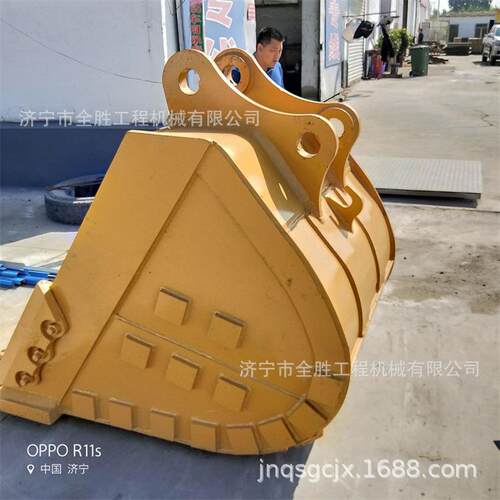 R520-9挖掘机岩石挖斗 斗齿 单钩松土器总成 履带总成驾驶室