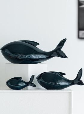 2025新款电视柜摆件高级感小众仿真海洋动物陶瓷手工鲨鱼蓝鲸家居