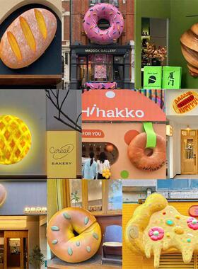 璃钢钢创意卡通门头雕塑定制爬墙熊猫摆件宠物面 面包形象网红立