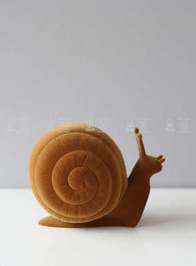 装饰品绒面树脂简约桌面蜗牛房客儿童摆件轻家居软厅电视柜奢创意