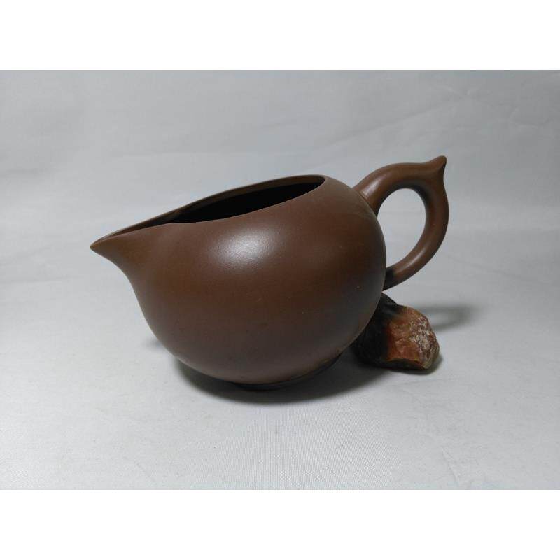 宜兴紫砂一厂老库存 225cc紫泥飞把公道杯奶杯滤茶功夫茶具分茶器
