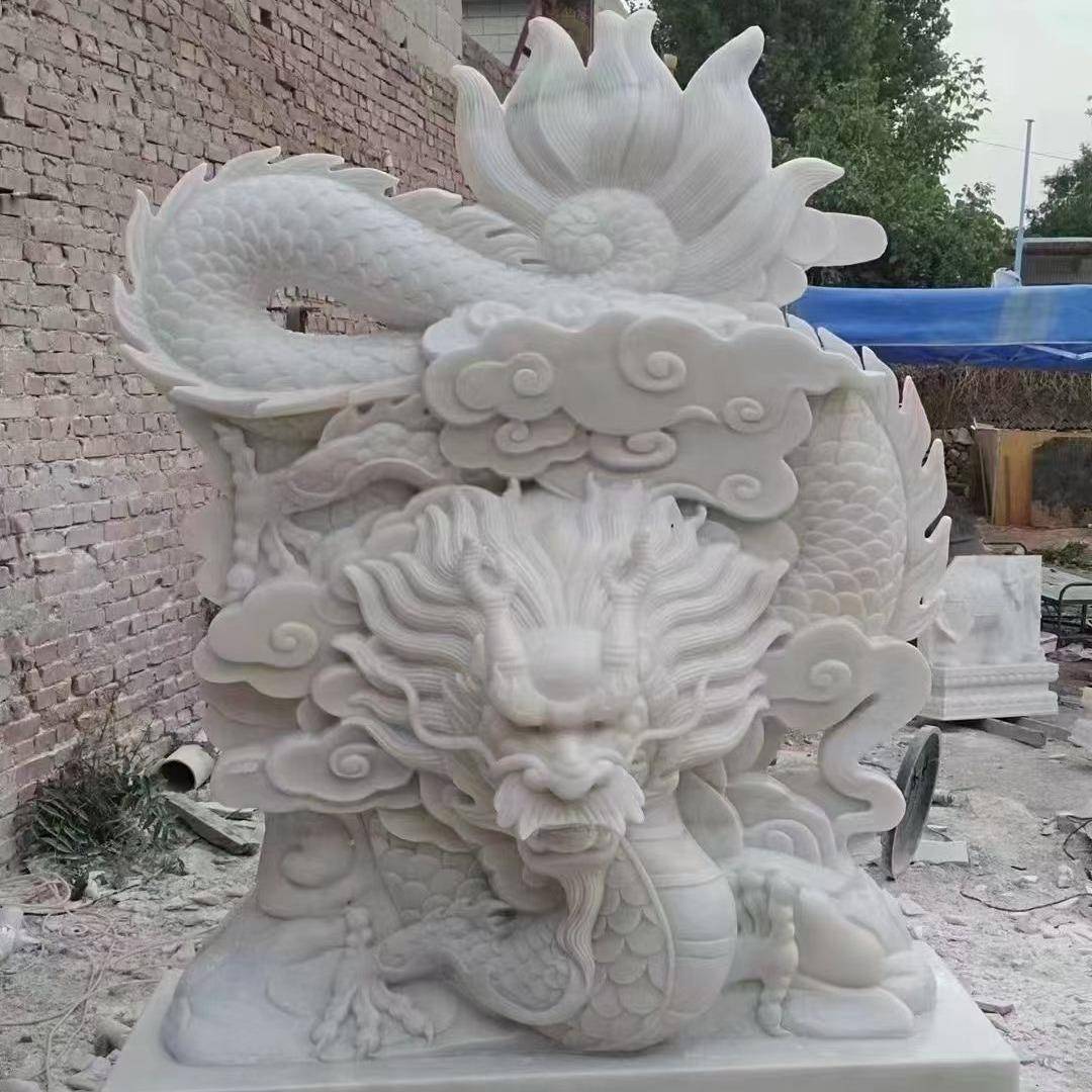 龙大型喷水龙青石立体龙汉白玉晚霞红吐水龙雕塑镇宅动物摆件