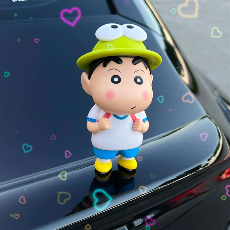 汽车后尾挂件蜡笔小新装饰摆件车载中控台卡通公仔玩偶新款车搭子