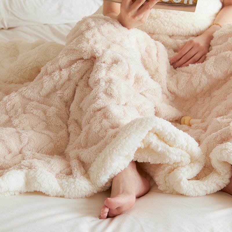 羊羔绒毛毯被子冬季加厚保暖珊瑚绒毯子沙发毯盖毯单人学生宿舍