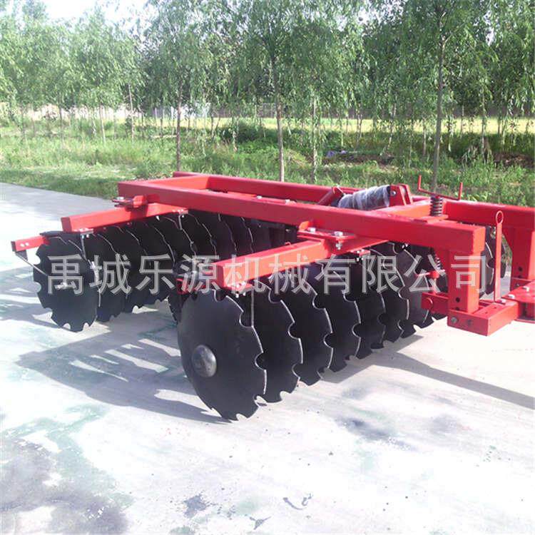 液压重型圆盘耙生产厂家供应5米折翼重型圆盘耙出口整地圆盘耙
