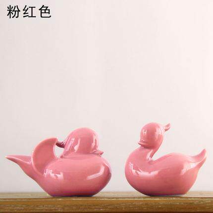 高档景德镇陶瓷器摆饰摆件家居客厅卧室可爱装手影青鸳鸯设结工婚