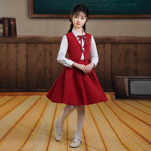 正品元旦红歌大唱服装中小学生表团演运动会儿童比赛朗演诵讲演出