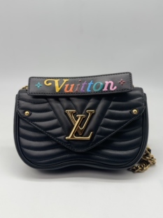 【95新】LV路易威登new wave中号黑金屁股包女士手提单肩斜挎包