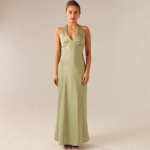 V-neck strap backless long skirt