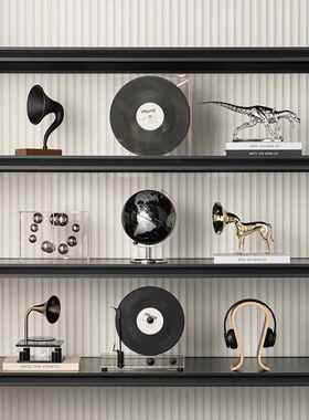 现代音乐主题轻奢样板间售楼处书房黑胶复古唱片机软装组合摆件