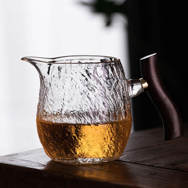 日式加厚锤纹玻璃公道杯高档分茶器带手柄木把茶海单个大容量茶具