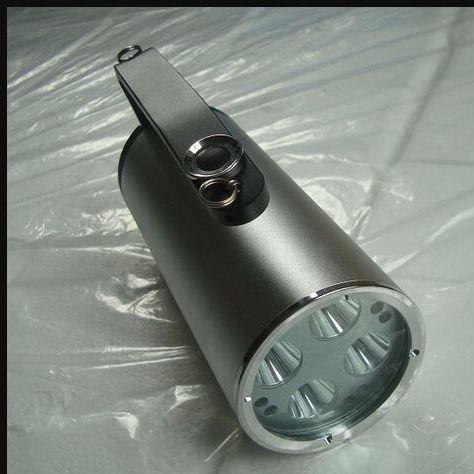 厂家直发LEDDF-8可携式船用强光探照灯便携式强光手电筒CCS船检