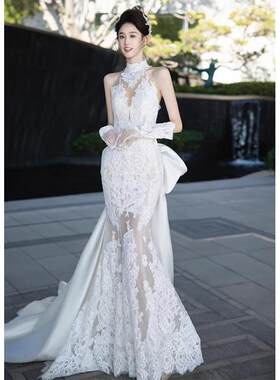 法式轻婚纱新娘轻奢高端蕾丝鱼尾露背挂颈覆古气质迎宾出门纱礼服