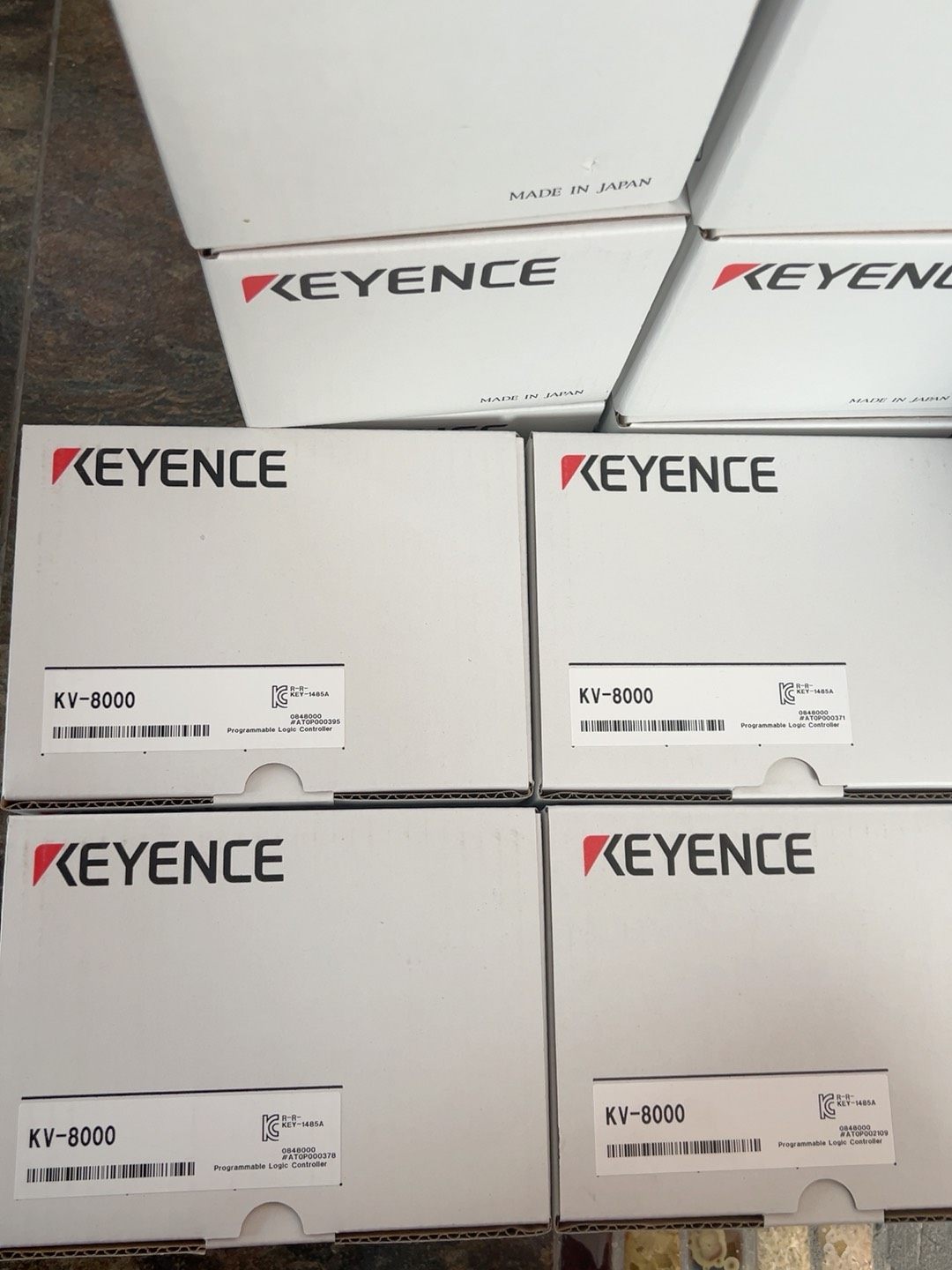 基恩士KV-8000最新到货，需要的老板直接拍，顺丰现货发出