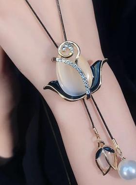 郁金香韩国气质猫眼毛衣洋气项链