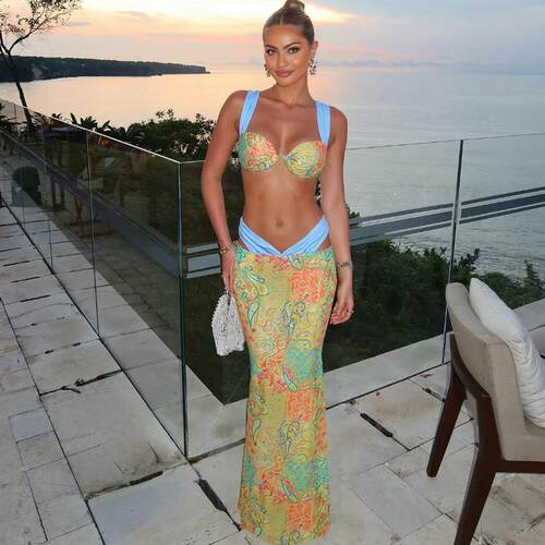 Printed zip top high waisted skirt three