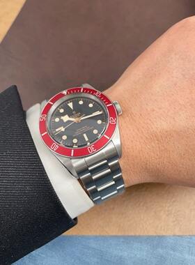 [9.8新]帝舵碧湾系列小红盾精钢自动机械手表男表M79230R-0012
