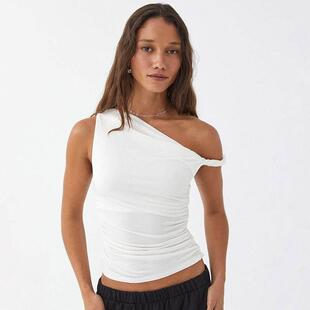Single shoulder diagonal collar pleated top单肩斜领褶皱上衣
