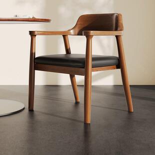 北欧实木餐椅家用扶手椅2026新款广岛椅简约饭厅餐桌椅洽谈靠背椅