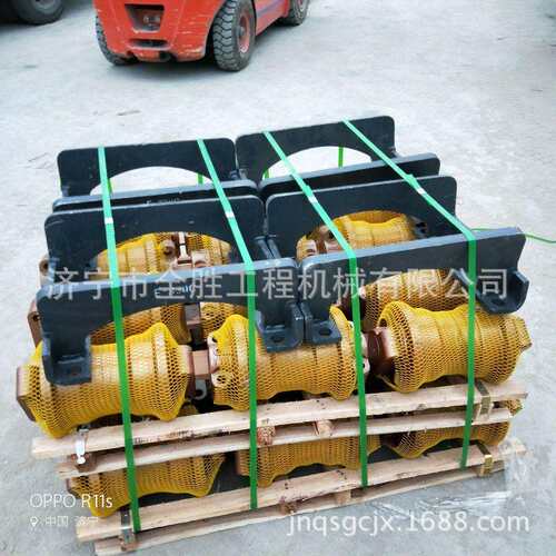 EX300-5挖掘机支重轮 挖掘机四轮一带 工字架 挖掘机驾驶室