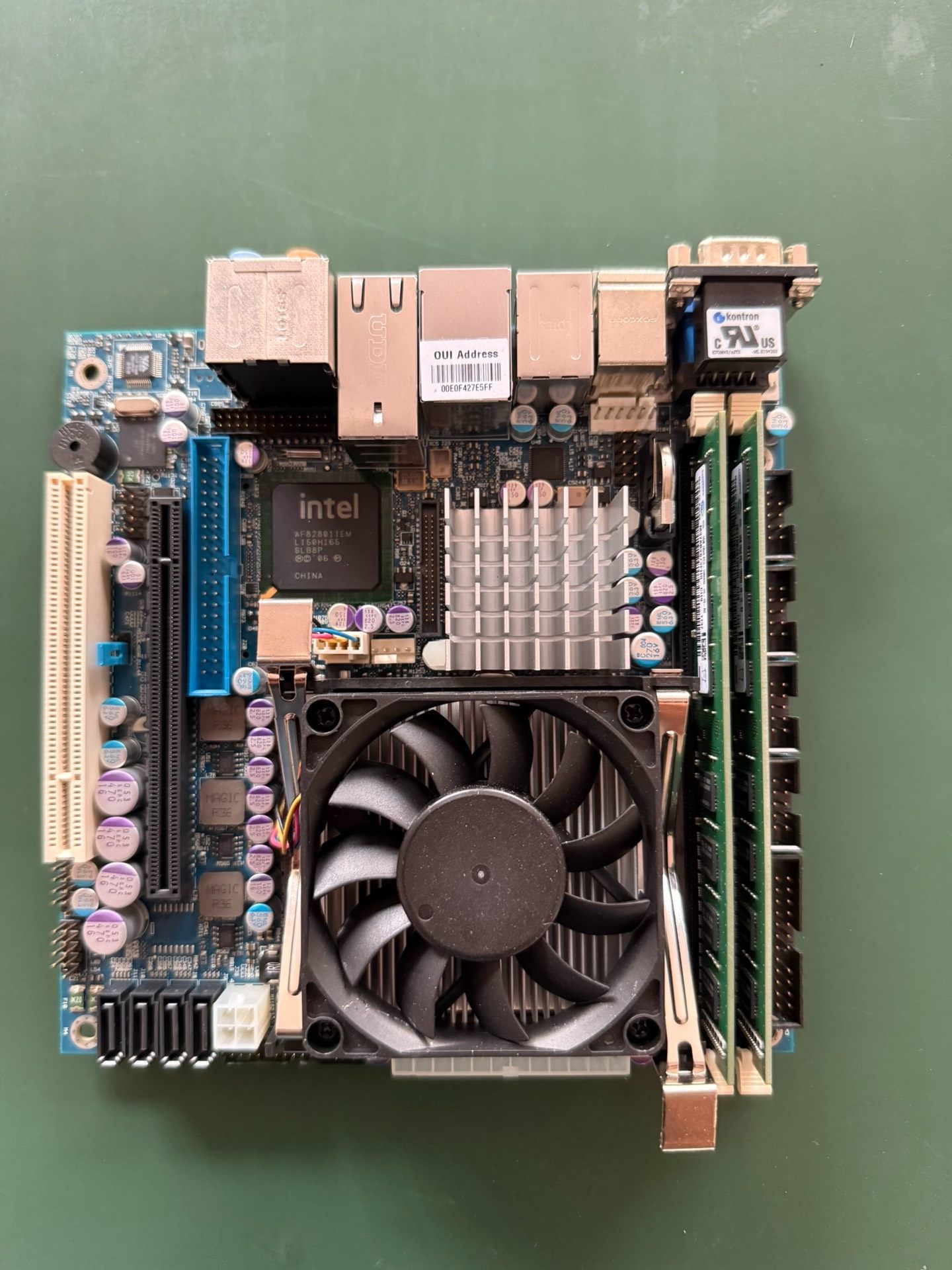 控创 KTG45/MITX PLUS 全新无原包装与配件数量