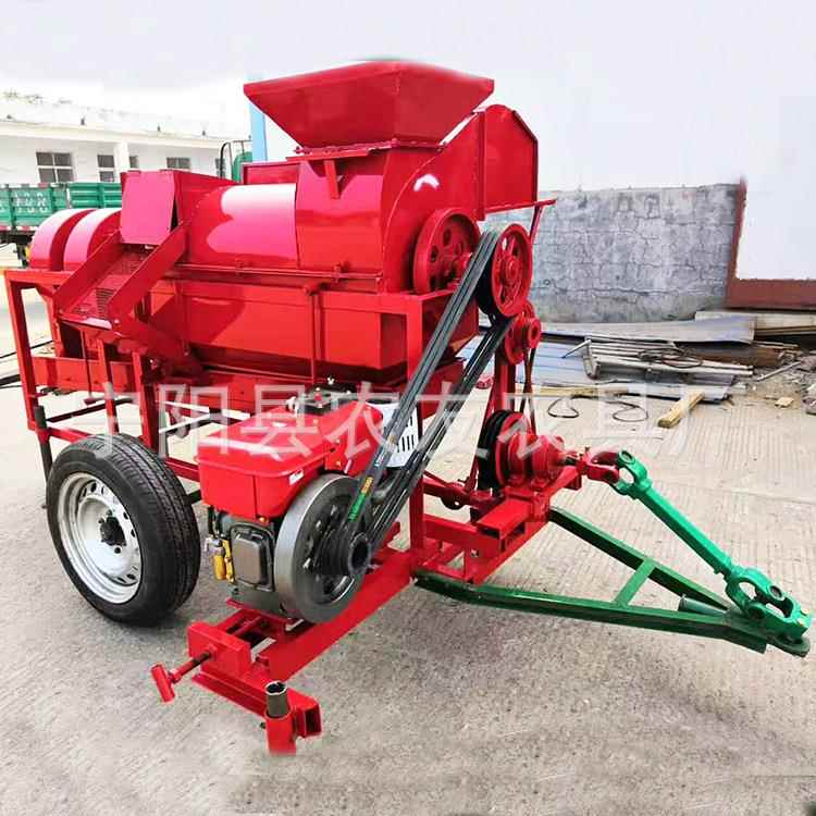 4吨产量玉米脱粒机pto 带动黄豆脱粒机 可移动底架 打谷子高粱机