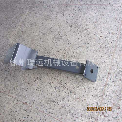 供应徐工7吨装载机配件253301899-700KLNG.11.4.1左灯架