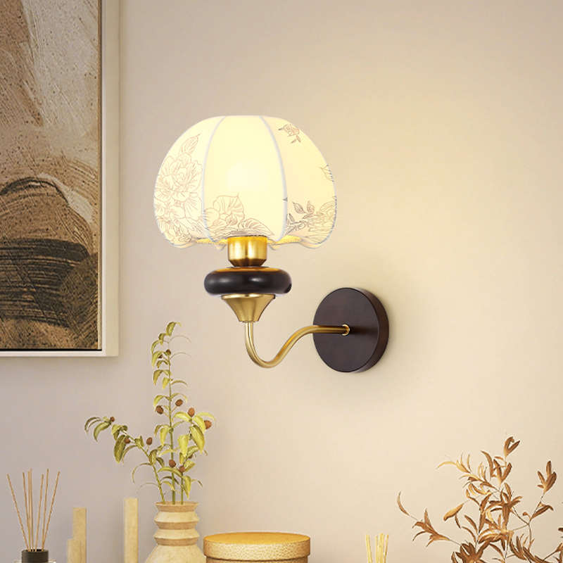 法式中古壁灯美式复古花纹卧室床头灯感布艺实木客厅背景墙灯