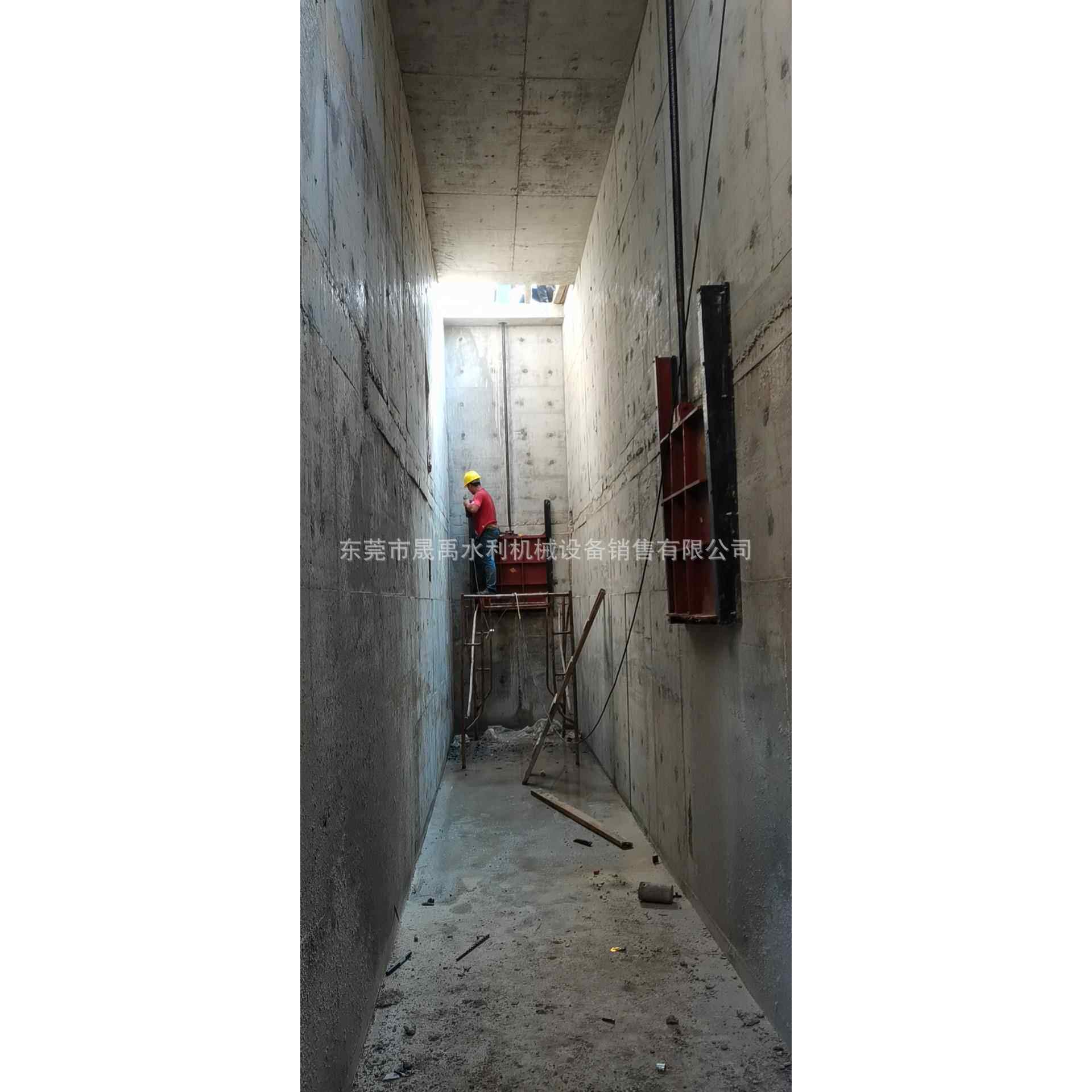 广东肇庆污水处理厂附壁式铸铁镶铜方闸门可配手动启闭机可配电动