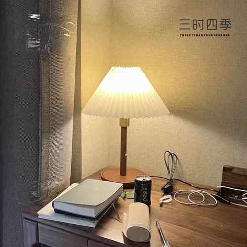 正品主卧覆长古台灯卧室床式头灯轻奢高感法式美明级灯结婚气氛灯