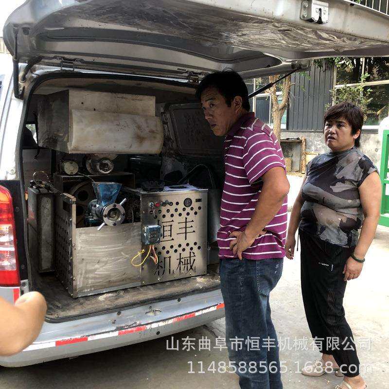 河南噪音小四缸五谷杂粮箱式膨化机米面组合机绿豆海参条酥机