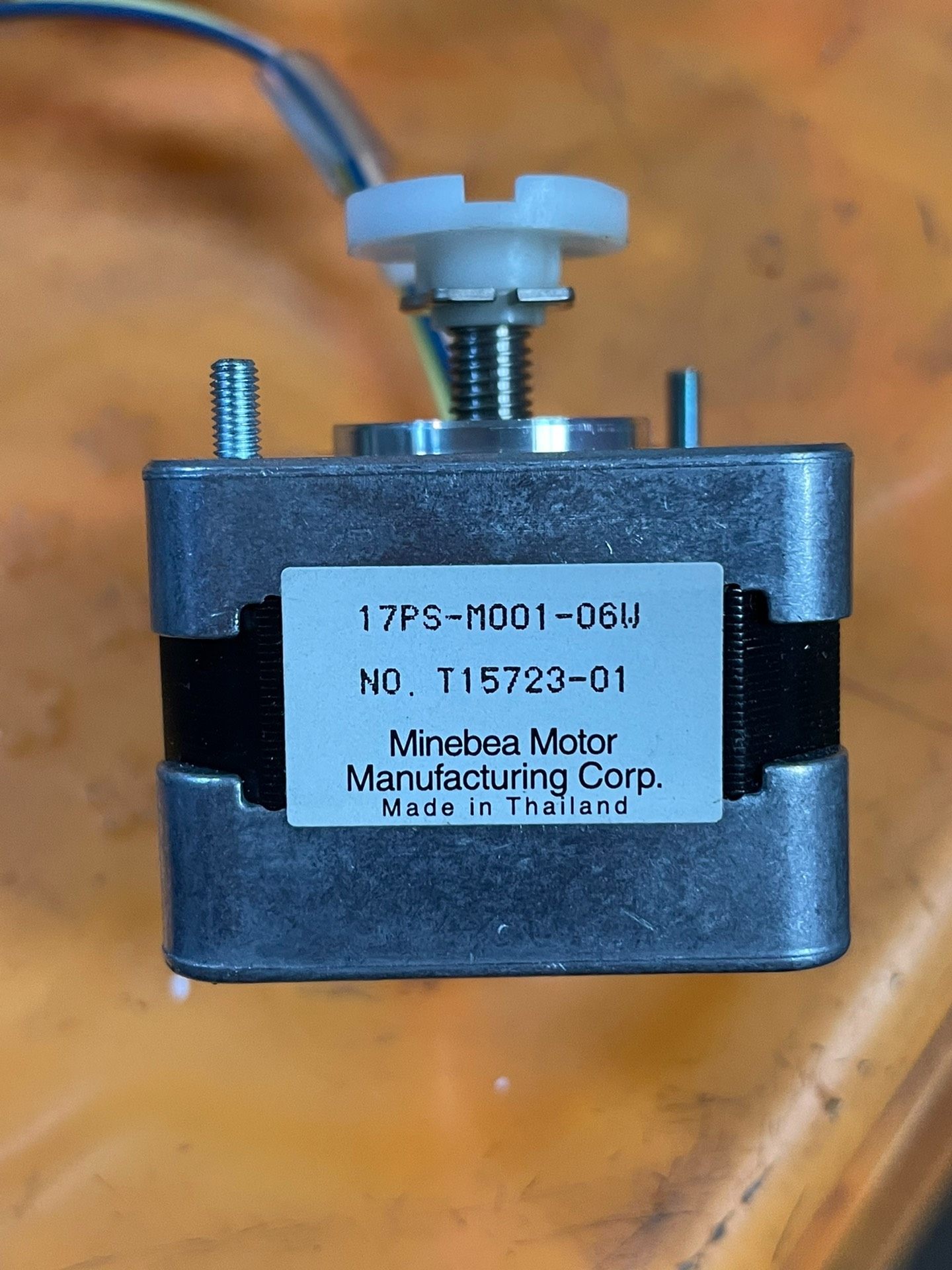 Minebea电机 17PS-M001-06W 实物拍摄，拆