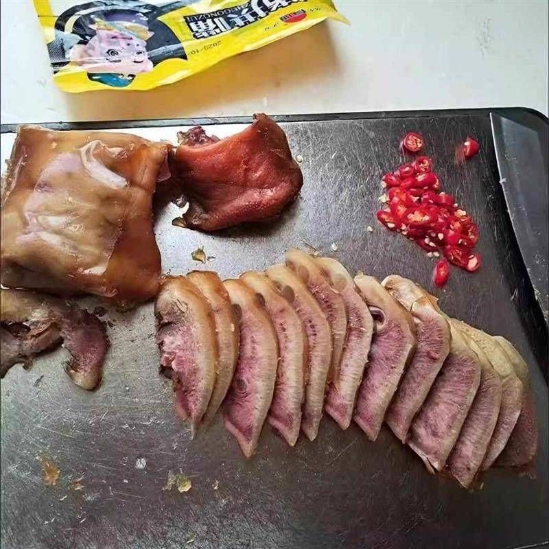 正宗五香猪拱嘴猪鼻子红烧肉猪头肉熟食卤肉真空包装即食猪皮